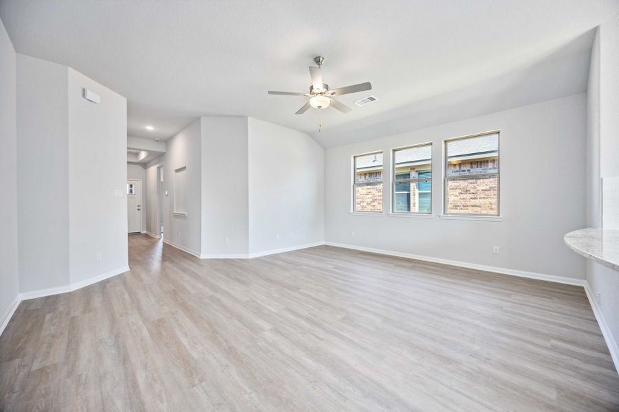 8407 Black Pearl Ct - Wilson - Family Room