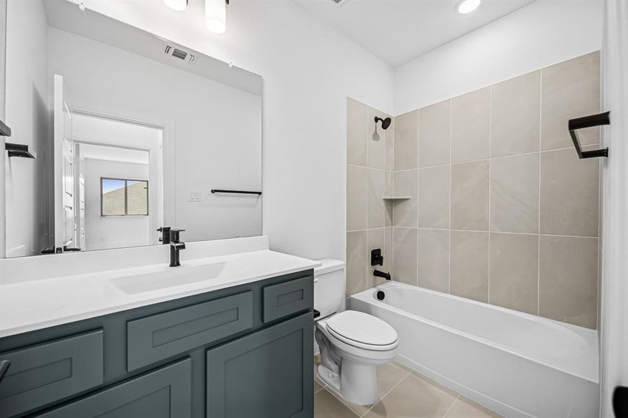 Furnished interior view inside a new home in Monterra - Classics, Fate (Image 4).