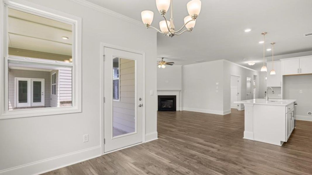 Spacious, unfurnished interior of a new home in , Dallas (Image 14).