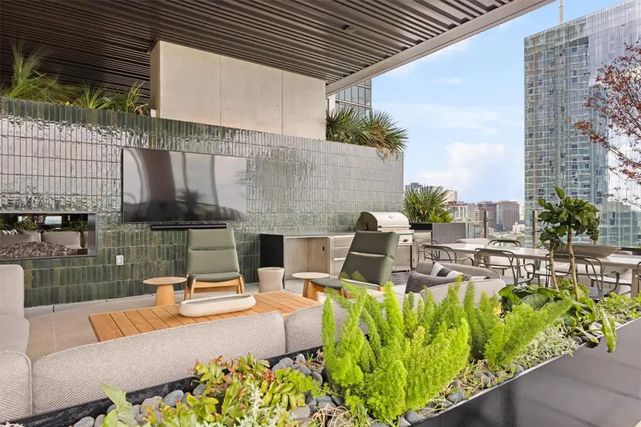 Exterior details and patio area of a home in , Austin (Image 22).