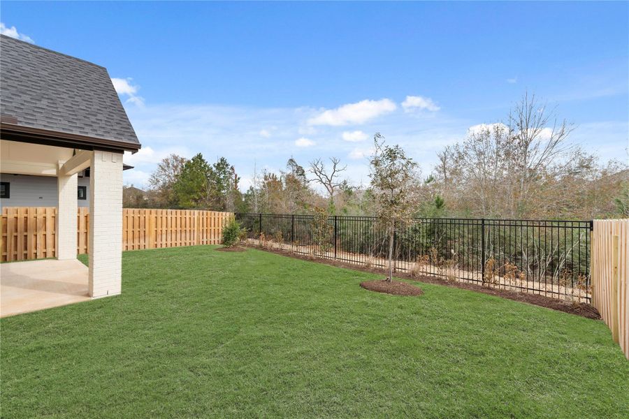 Grass is digitally enhanced.