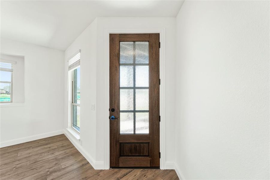 Spacious, unfurnished interior of a new home in Glenbrook, Red Oak (Image 33).