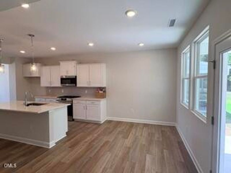 Image 30 of a home in Woodland Crossing.