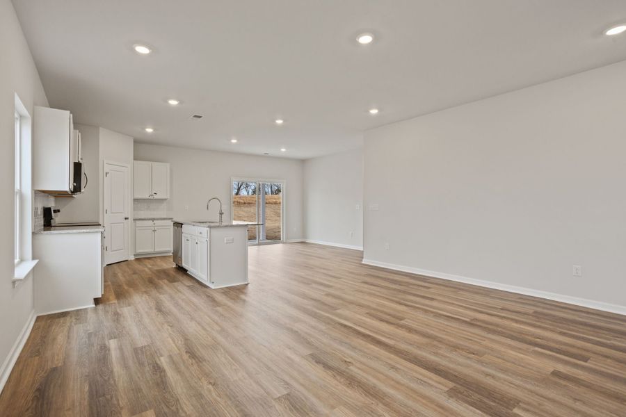 3br New Home in Woodruff, SC.  - Slide 10