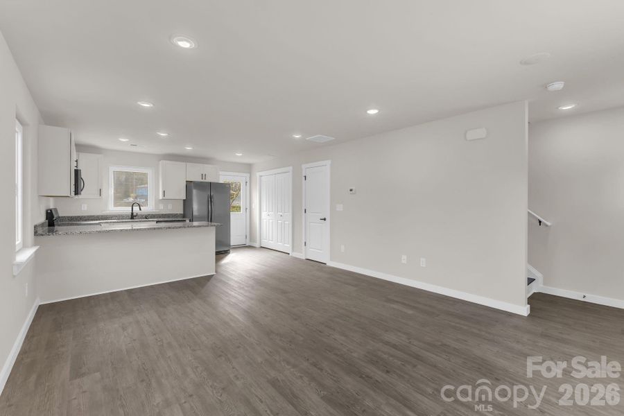 Spacious, unfurnished interior of a new home in , Statesville (Image 11).