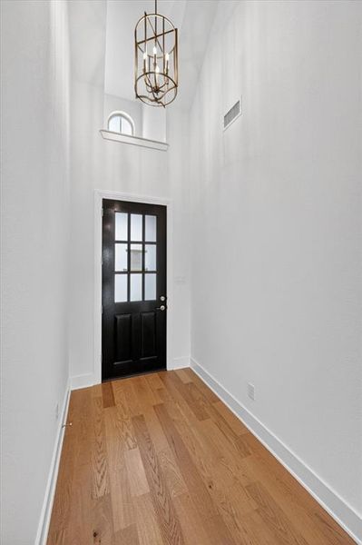 Spacious, unfurnished interior of a new home in Goodland, Venus (Image 20).