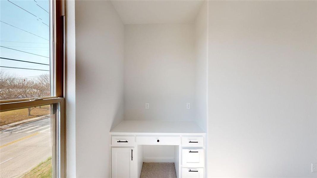 Image 28 of a home in . Image 28 of a home in .