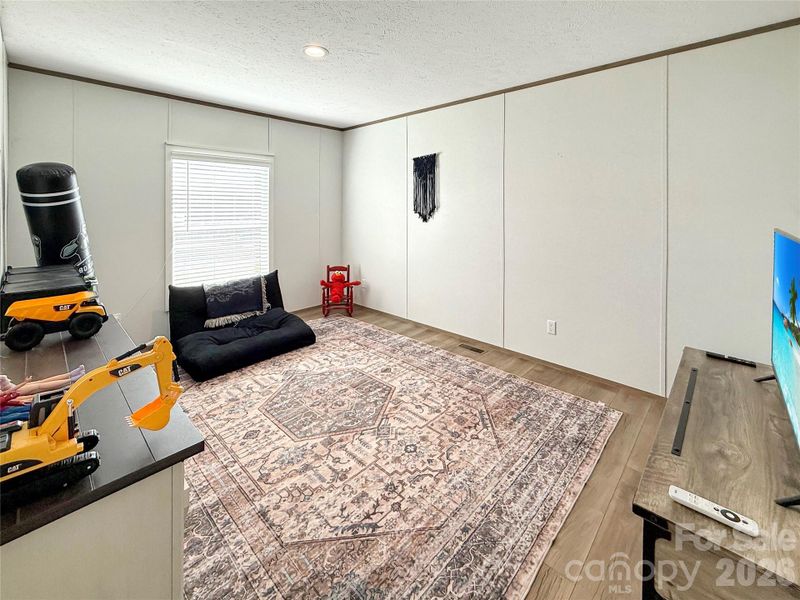 Image 23 of a home in .