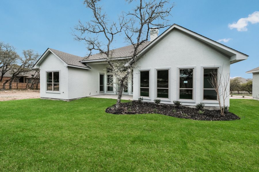 Representative exterior details of a home built from the The Scottsdale 5000 by Whitestone Custom Homes in Johnson Ranch, Bulverde (Image 23).
