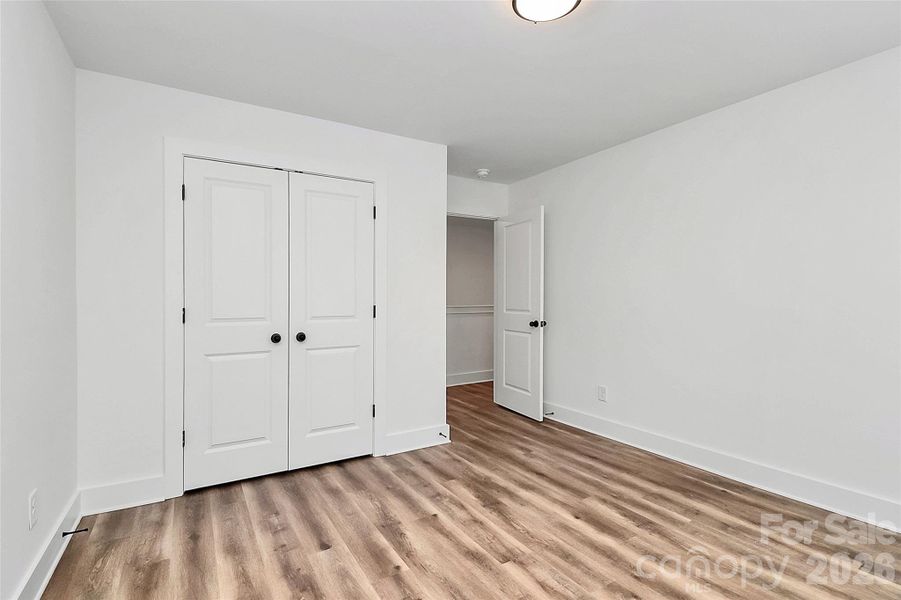 Spacious, unfurnished interior of a new home in , Monroe (Image 23).