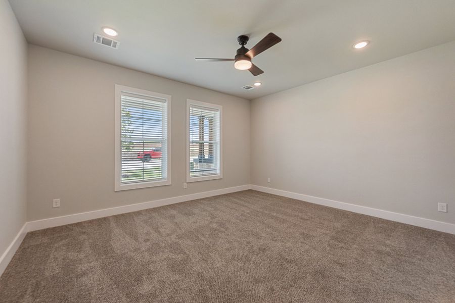 Representative unfurnished interior of a home built from the Isibelle by Heritage Towne in Heritage Towne, Midlothian (Image 26).