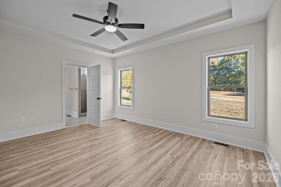 Spacious, unfurnished interior of a new home in , Monroe (Image 34).
