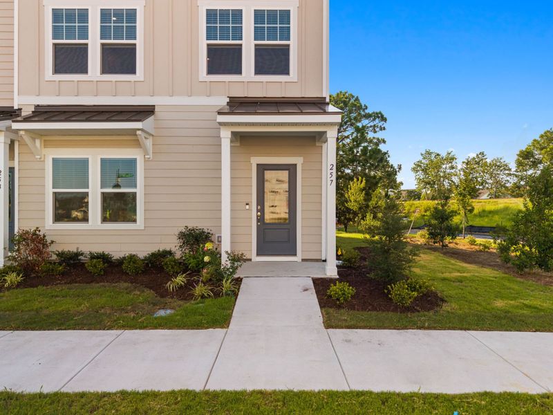 Image 31 of a home in Lakeside Townes at Riverlights. Image 31 of a home in Lakeside Townes at Riverlights.