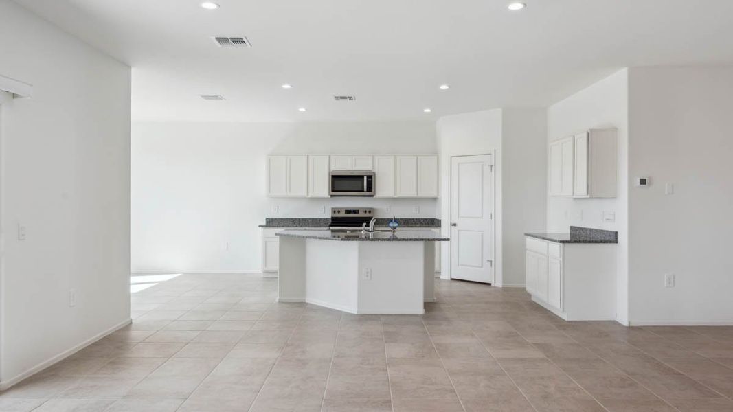 Furnished interior view inside a new home in Carlton Commons, Casa Grande (Image 5).