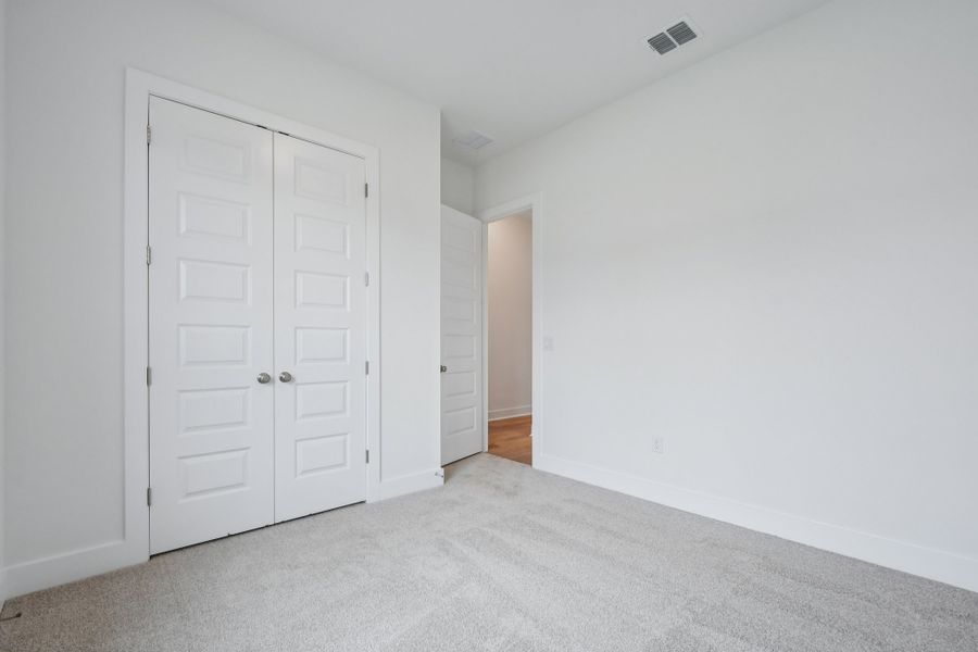 Spacious, unfurnished interior of a new home in Persimmon, Buda (Image 29). Spacious, unfurnished interior of a new home in Persimmon, Buda (Image 29).