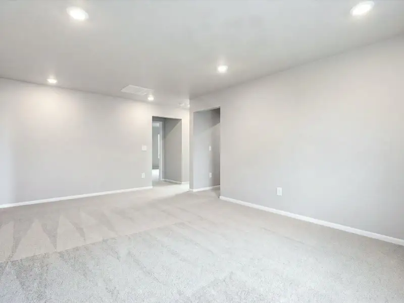 Spacious, unfurnished interior of a new home in Paint Brush Hills, Peyton (Image 14).