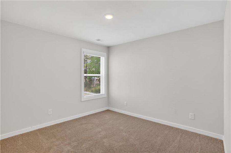 Spacious, unfurnished interior of a new home in , Villa Rica (Image 34).