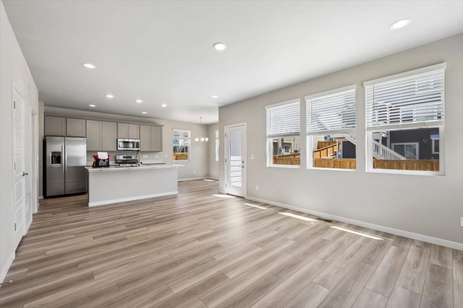 Spacious, unfurnished interior of a new home in Buffalo Highlands – Commerce City, Commerce City (Image 12).