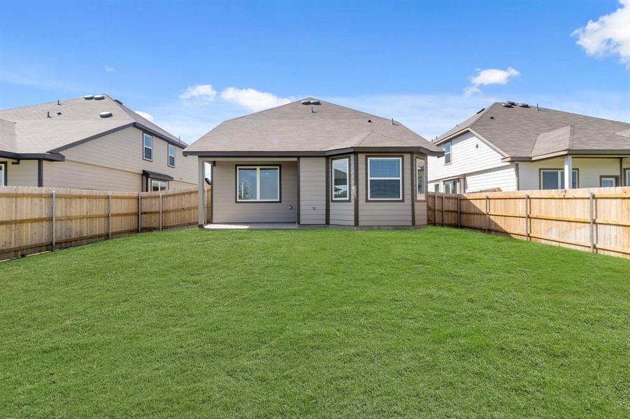 Exterior details and patio area of a home in Retreat at Fossil Creek, Fort Worth (Image 2). Exterior details and patio area of a home in Retreat at Fossil Creek, Fort Worth (Image 2).