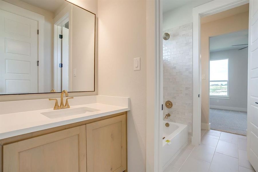 Furnished interior view inside a new home in Peaks at Lone Elm, Waxahachie (Image 8).