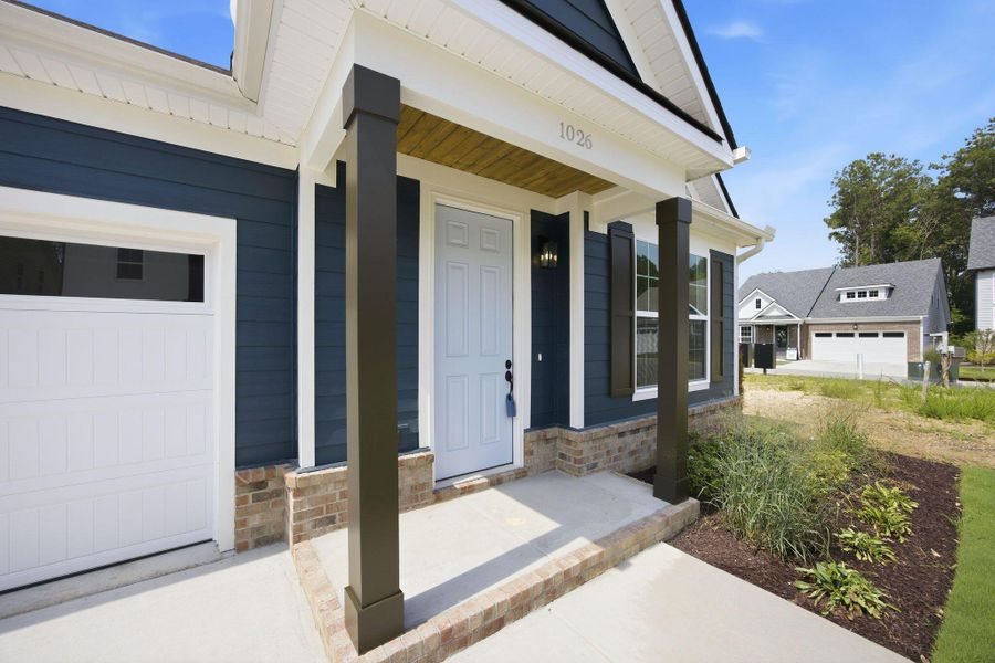 GVP027-1003 Covered Front Porch