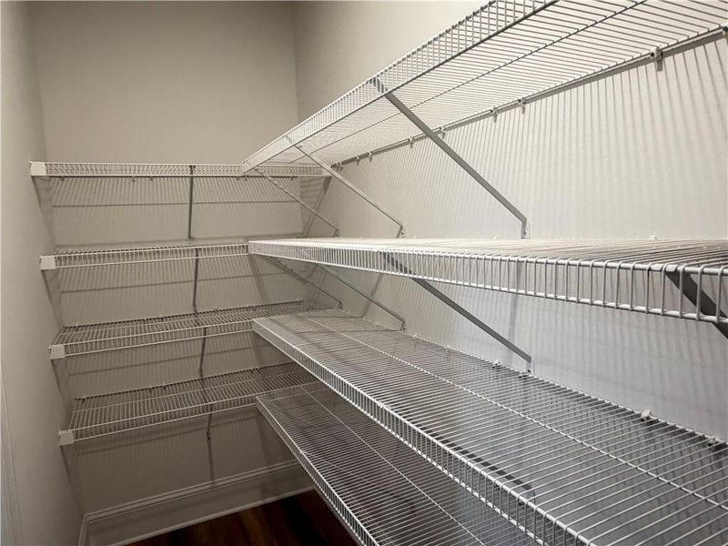 Spacious, unfurnished interior of a new home in , Jefferson (Image 47).