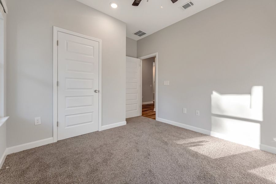 Spacious, unfurnished interior of a new home in Oak Hollow, Crestview (Image 28). Spacious, unfurnished interior of a new home in Oak Hollow, Crestview (Image 28).