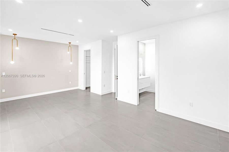 Spacious, unfurnished interior of a new home in , Cape Coral (Image 37). Spacious, unfurnished interior of a new home in , Cape Coral (Image 37).