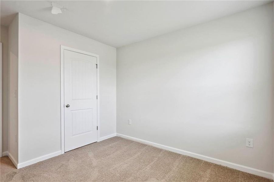 Spacious, unfurnished interior of a new home in The Enclave Townhomes, Hampton (Image 34).