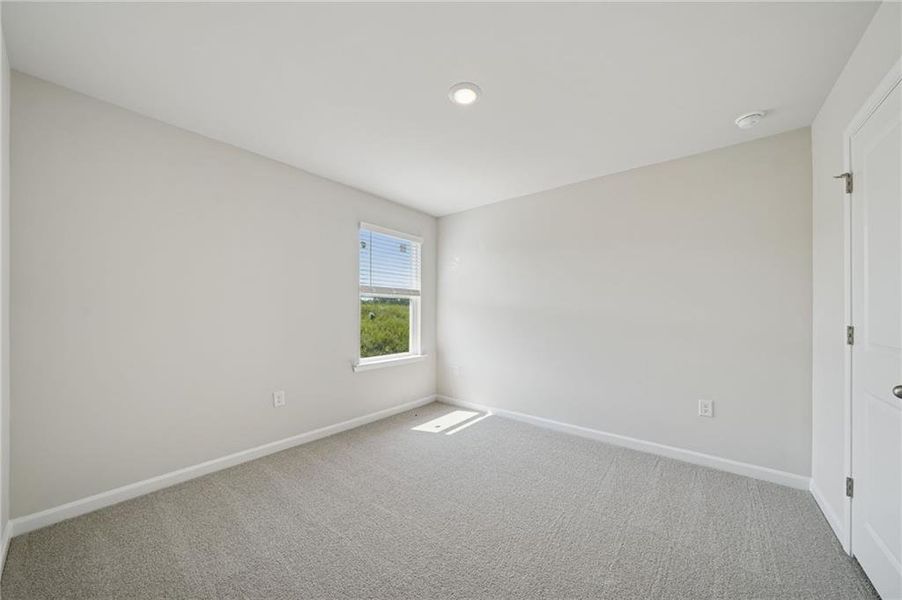 Spacious, unfurnished interior of a new home in Preserve at Mountain Creek, Pendergrass (Image 31).