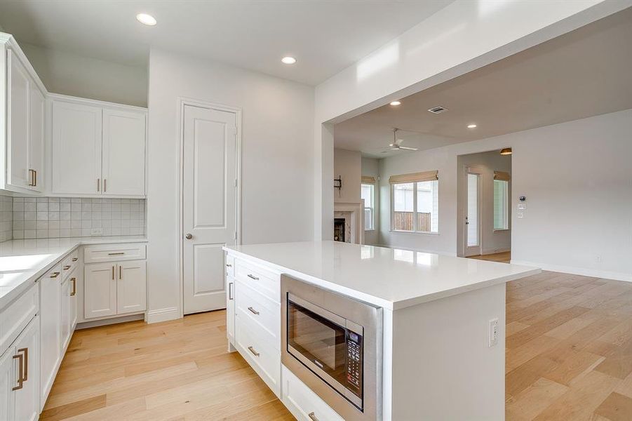 Furnished interior view inside a new home in Walsh, Fort Worth (Image 9). Furnished interior view inside a new home in Walsh, Fort Worth (Image 9).