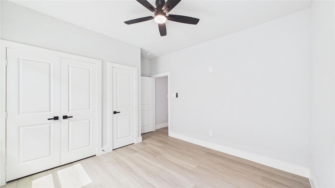Spacious, unfurnished interior of a new home in , Houston (Image 29).
