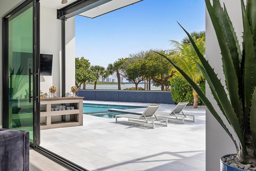 Pool View Pool View