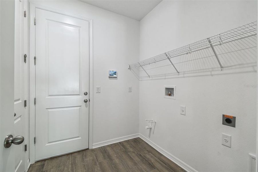 Spacious, unfurnished interior of a new home in Cascades at Southern Hills, Brooksville (Image 46). Spacious, unfurnished interior of a new home in Cascades at Southern Hills, Brooksville (Image 46).