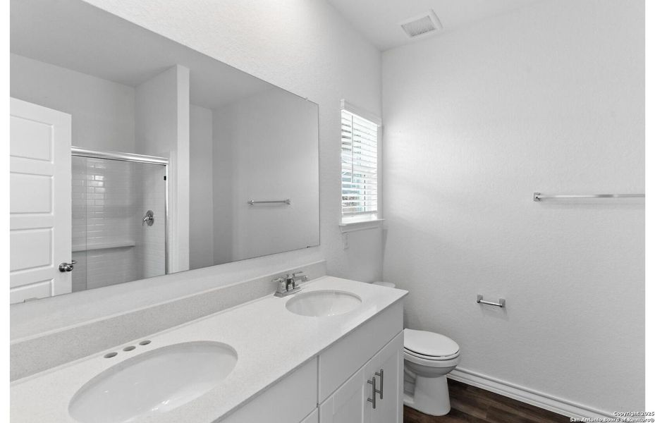 Furnished interior view inside a new home in The Overlook at Creekside, New Braunfels (Image 8).