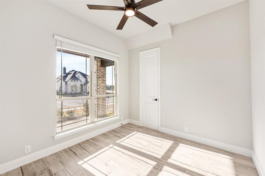 Spacious, unfurnished interior of a new home in Hayes Crossing, Midlothian (Image 16).