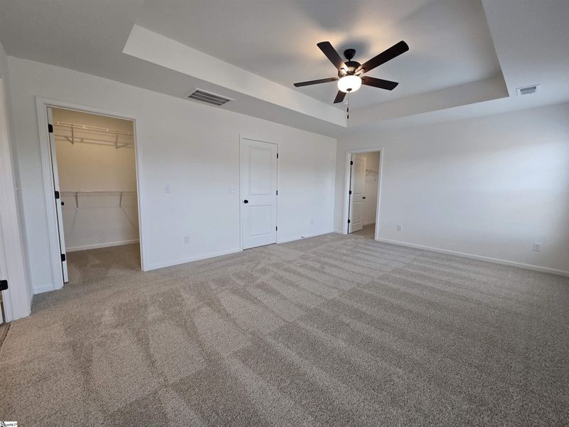 Spacious, unfurnished interior of a new home in Shiloh Trail, Wellford (Image 23).