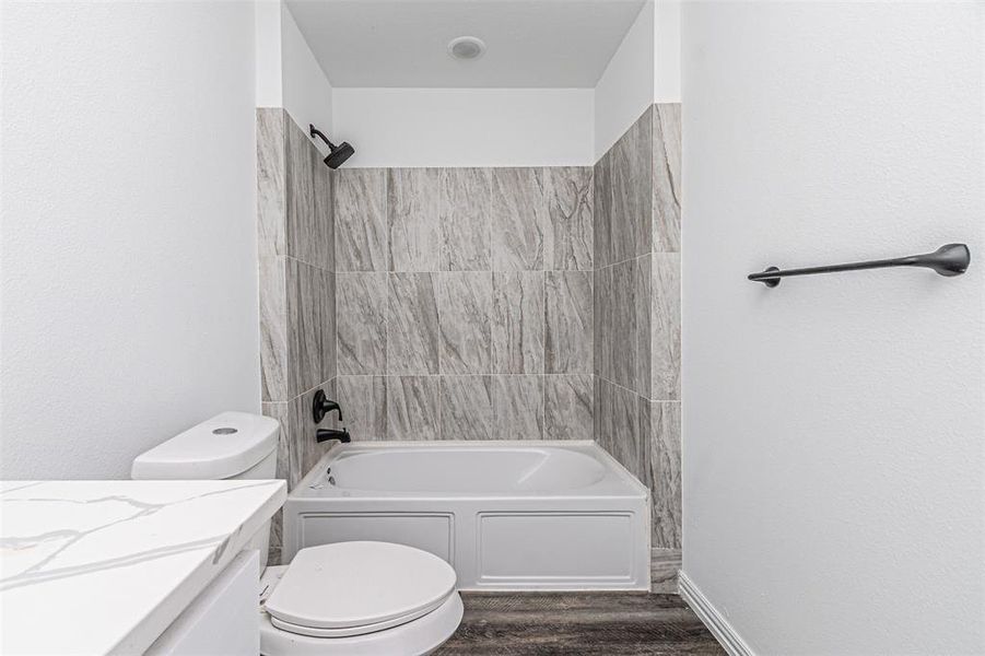 Furnished interior view inside a new home in , Mabank (Image 11).