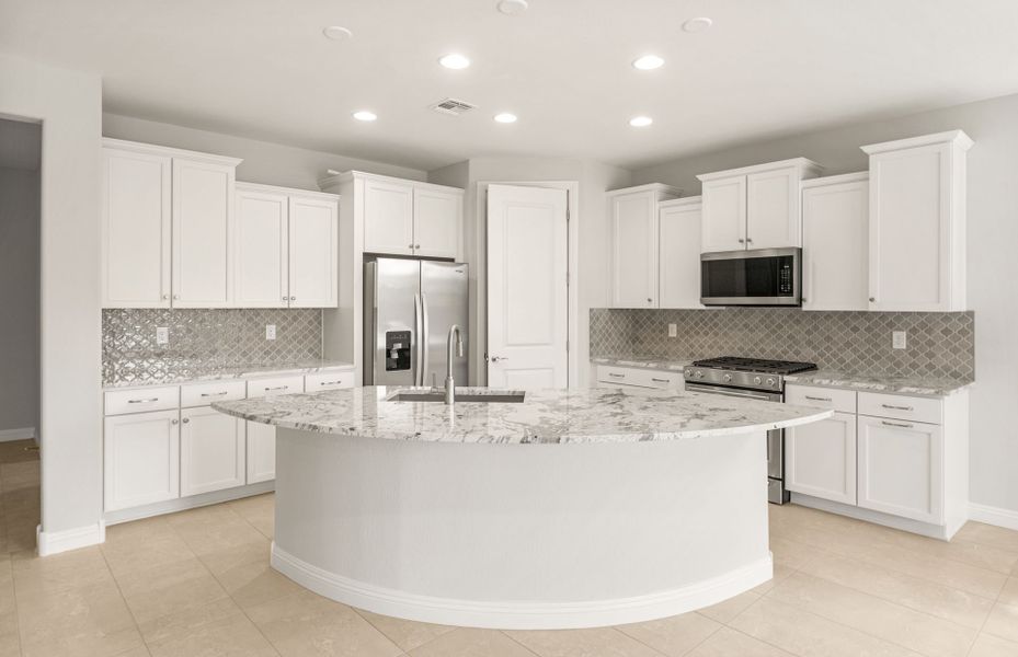 Furnished interior view inside a new home in Sun City Anthem at Merrill Ranch, Florence (Image 10).