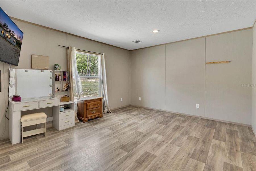 Furnished interior view inside a new home in , Homosassa Springs (Image 5).