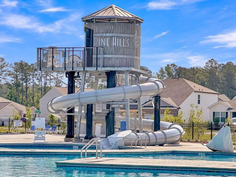 Community amenities in , Summerville (Image 29).