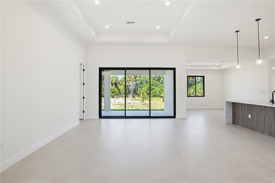 Spacious, unfurnished interior of a new home in , North Port (Image 21).
