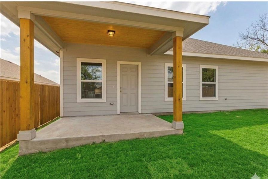 Exterior details and patio area of a home in , Fort Worth (Image 3).