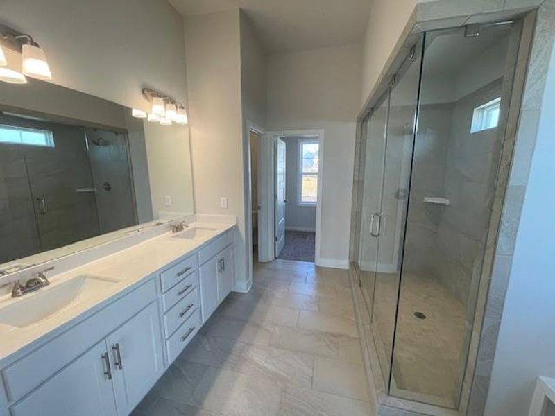 Furnished interior view inside a new home in Ponderosa Farms Estates, Gainesville (Image 8).