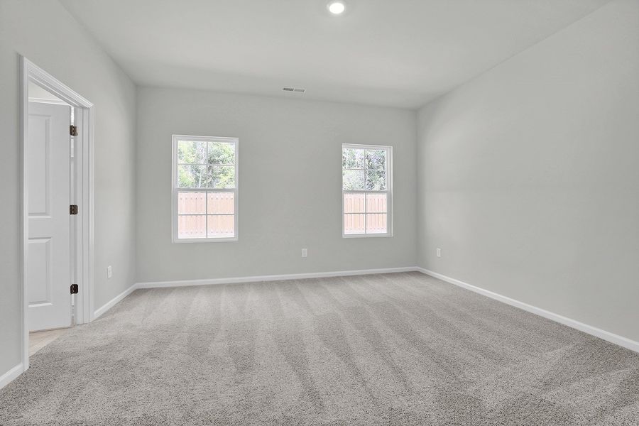 Spacious, unfurnished interior of a new home in River Tide Farms, Bolivia (Image 14). Spacious, unfurnished interior of a new home in River Tide Farms, Bolivia (Image 14).
