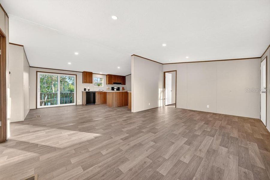 Spacious, unfurnished interior of a new home in , Paisley (Image 15).