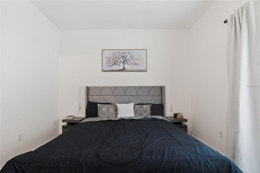 Furnished interior view inside a new home in , Port Charlotte (Image 51).