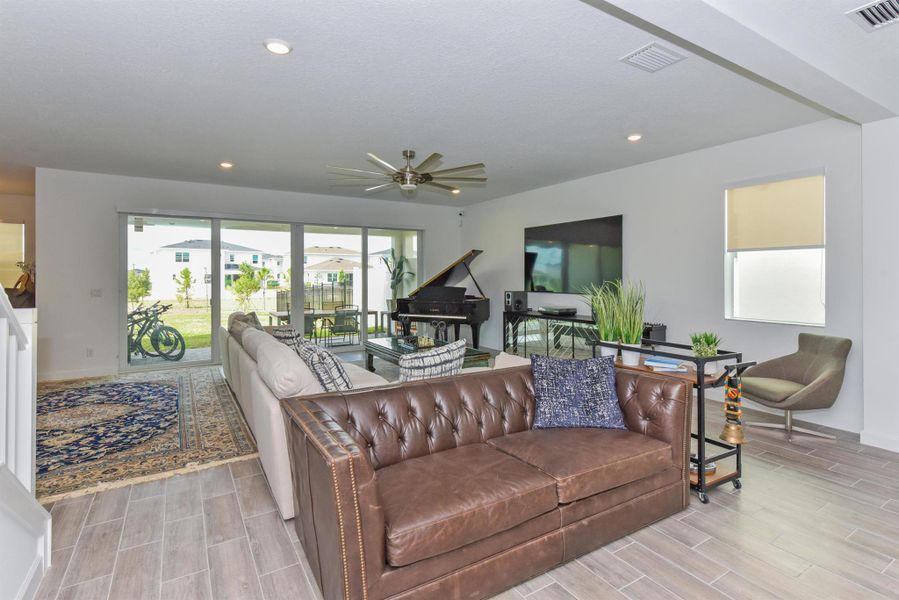 Furnished interior view inside a new home in , Loxahatchee (Image 27). Furnished interior view inside a new home in , Loxahatchee (Image 27).