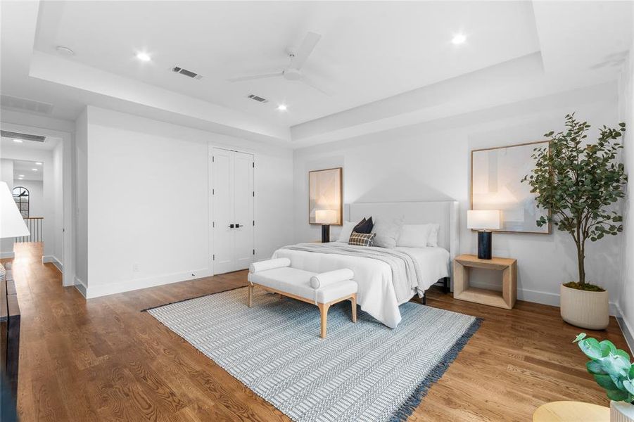 Furnished interior view inside a new home in , Dallas (Image 17).