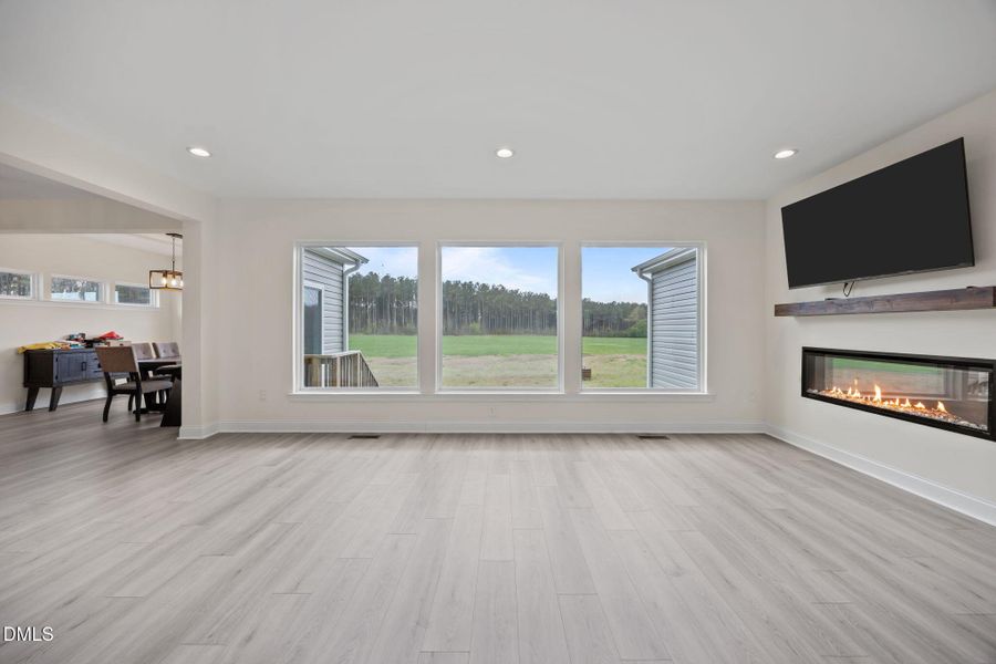 30-web-or-mls-IMG_1225 30-web-or-mls-IMG_1225